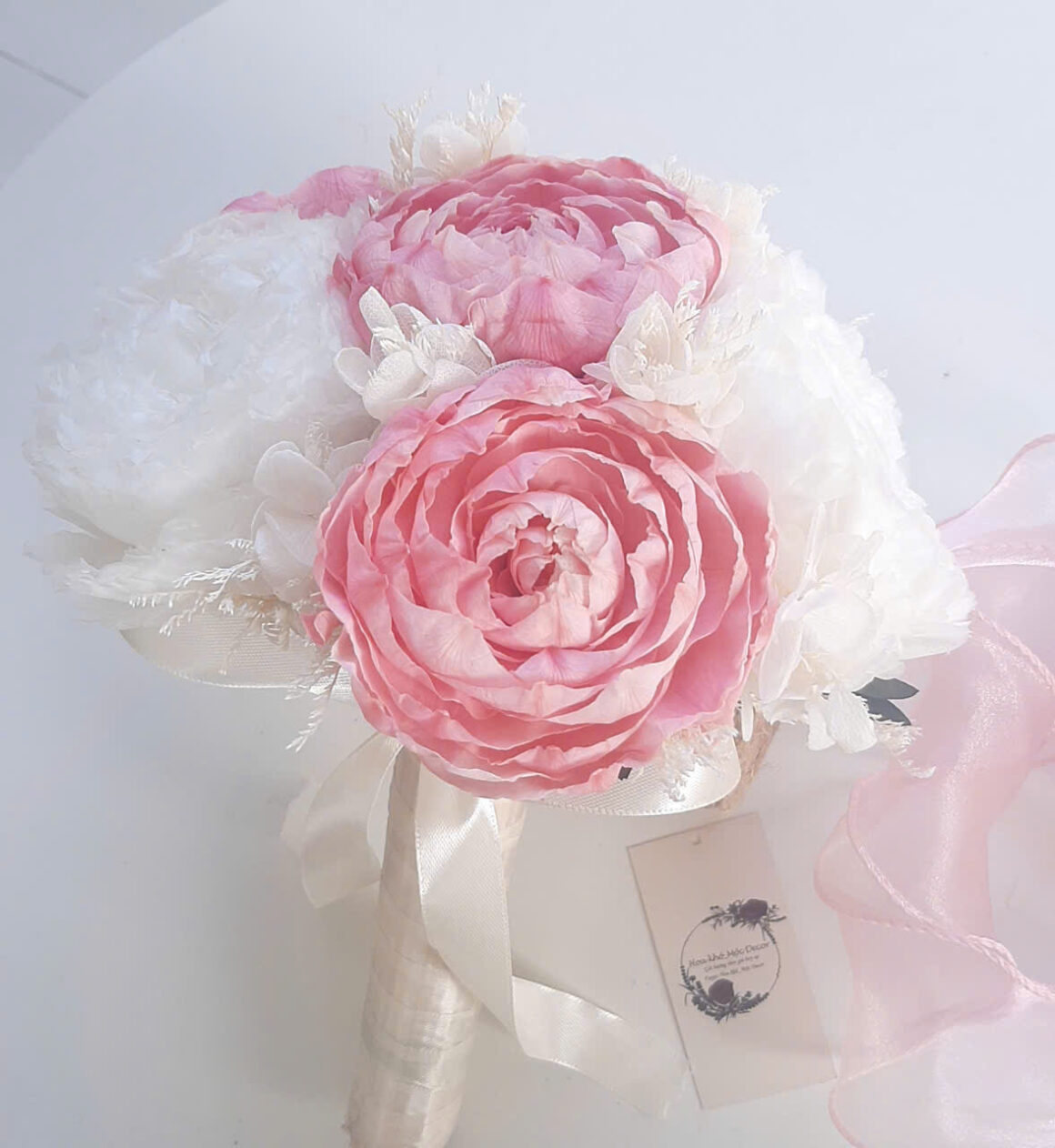 SỰ THÚ VỊ TỪ BÓ HOA CƯỚI KHÔNG TÀN-HOA CƯỚI VĨNH CỬU